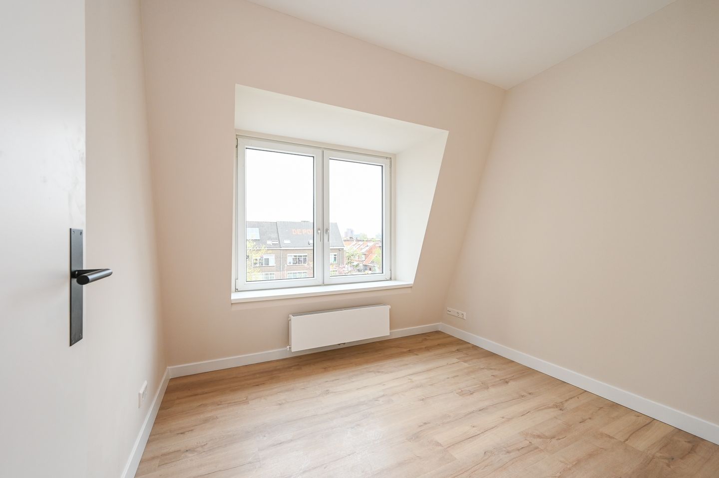 Photo 10 of Ledeganckplein 29-A