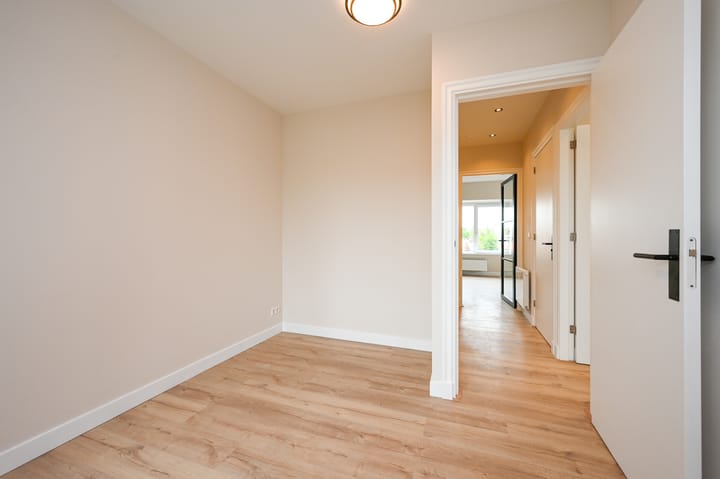 Foto 12 van Ledeganckplein 29-A