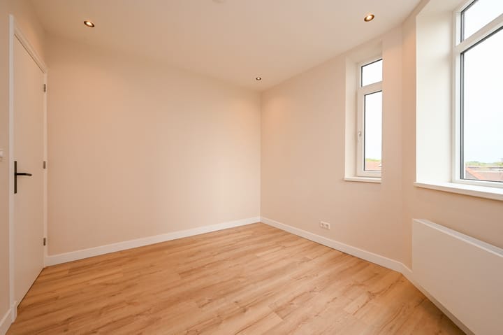 Foto 17 van Ledeganckplein 29-A