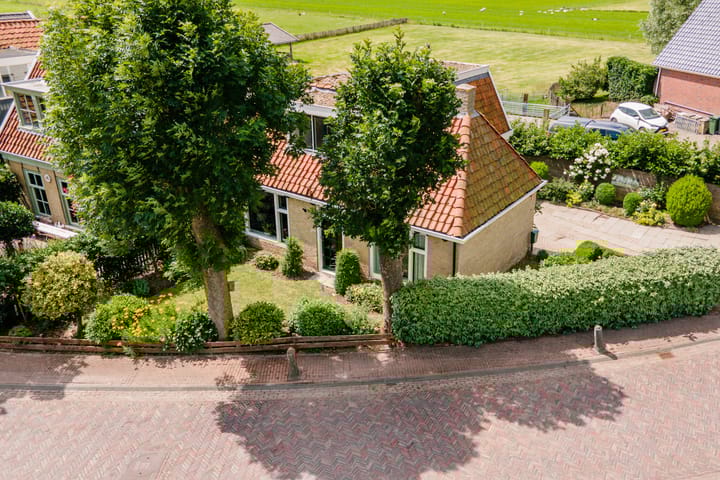 Foto 32 van Dorpsweg 27