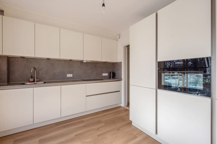 Foto 9 van Dr H. Colijnlaan 4-F013