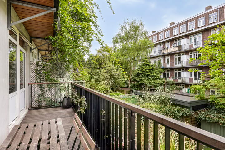 Foto 12 van Admiraal De Ruijterweg 303-1