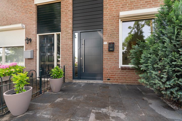 Foto 6 van Wapendrager 45