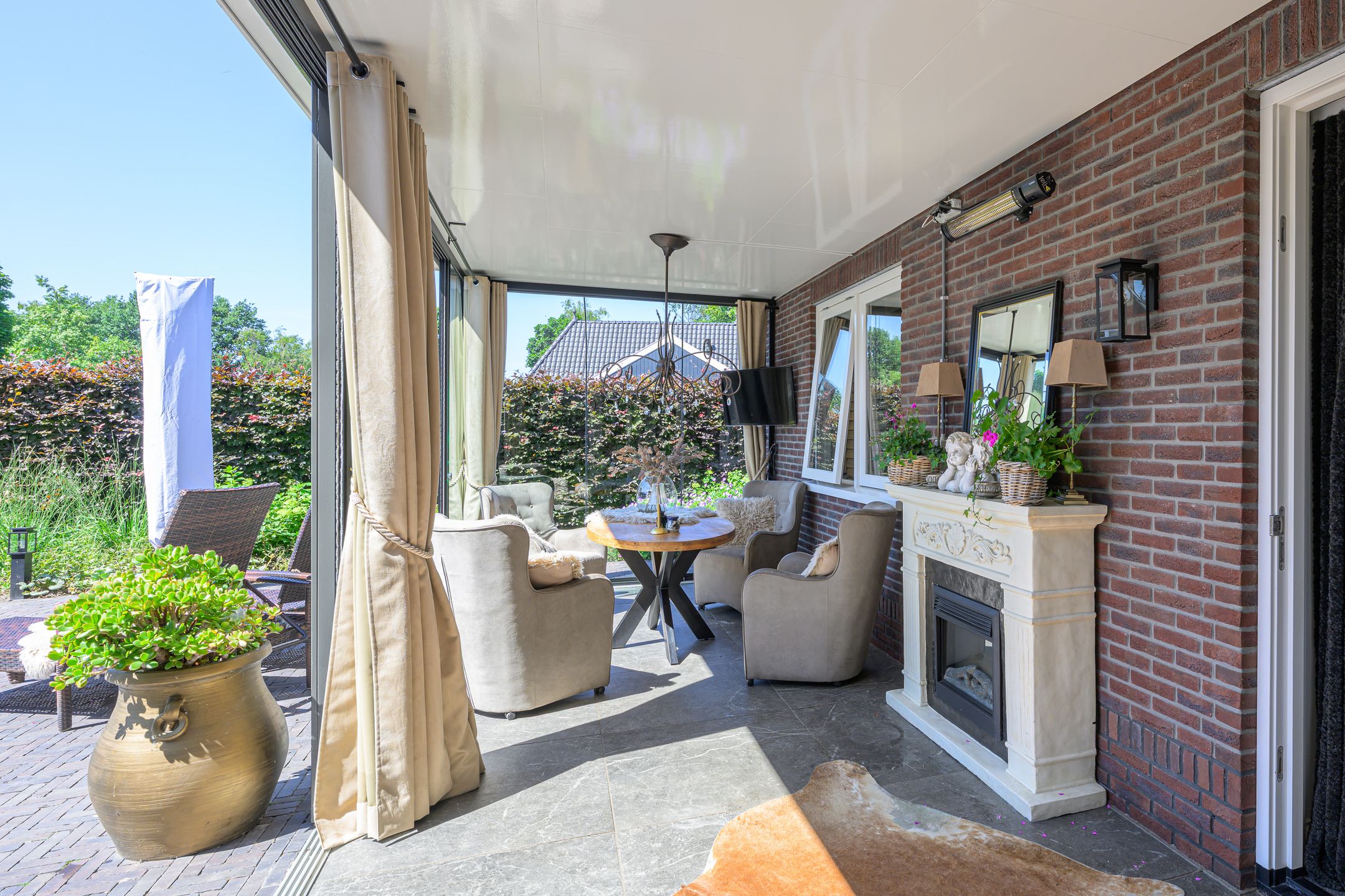 Foto 33 van Fostedina 35