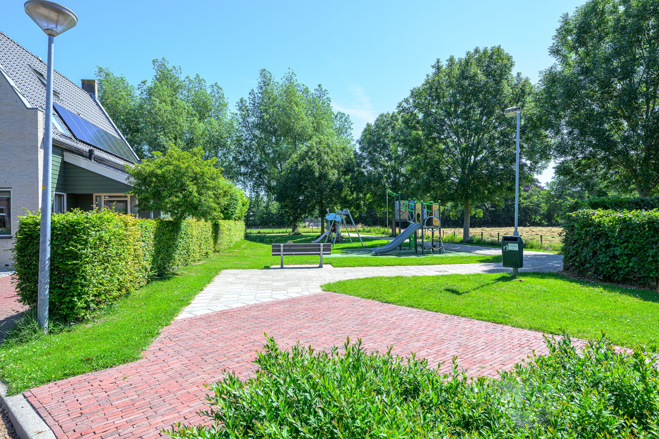 Foto 39 van Fostedina 35