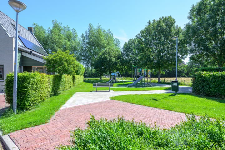 Foto 39 van Fostedina 35