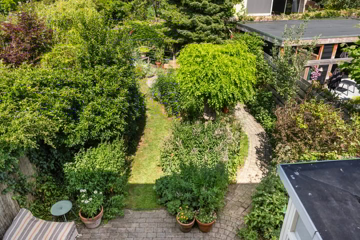 Foto 34 van Palissander 165