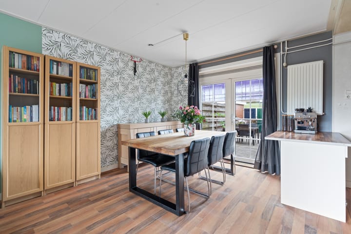 Foto 16 van Jan Nieuwenhuijzenstraat 38