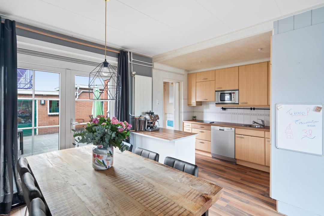 Photo 17 of Jan Nieuwenhuijzenstraat 38