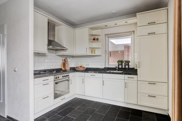 Foto 13 van Weidestraat 12