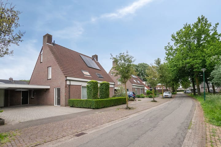 Foto 30 van Weidestraat 12