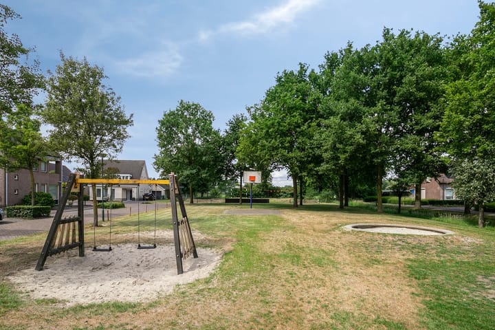 Foto 34 van Weidestraat 12