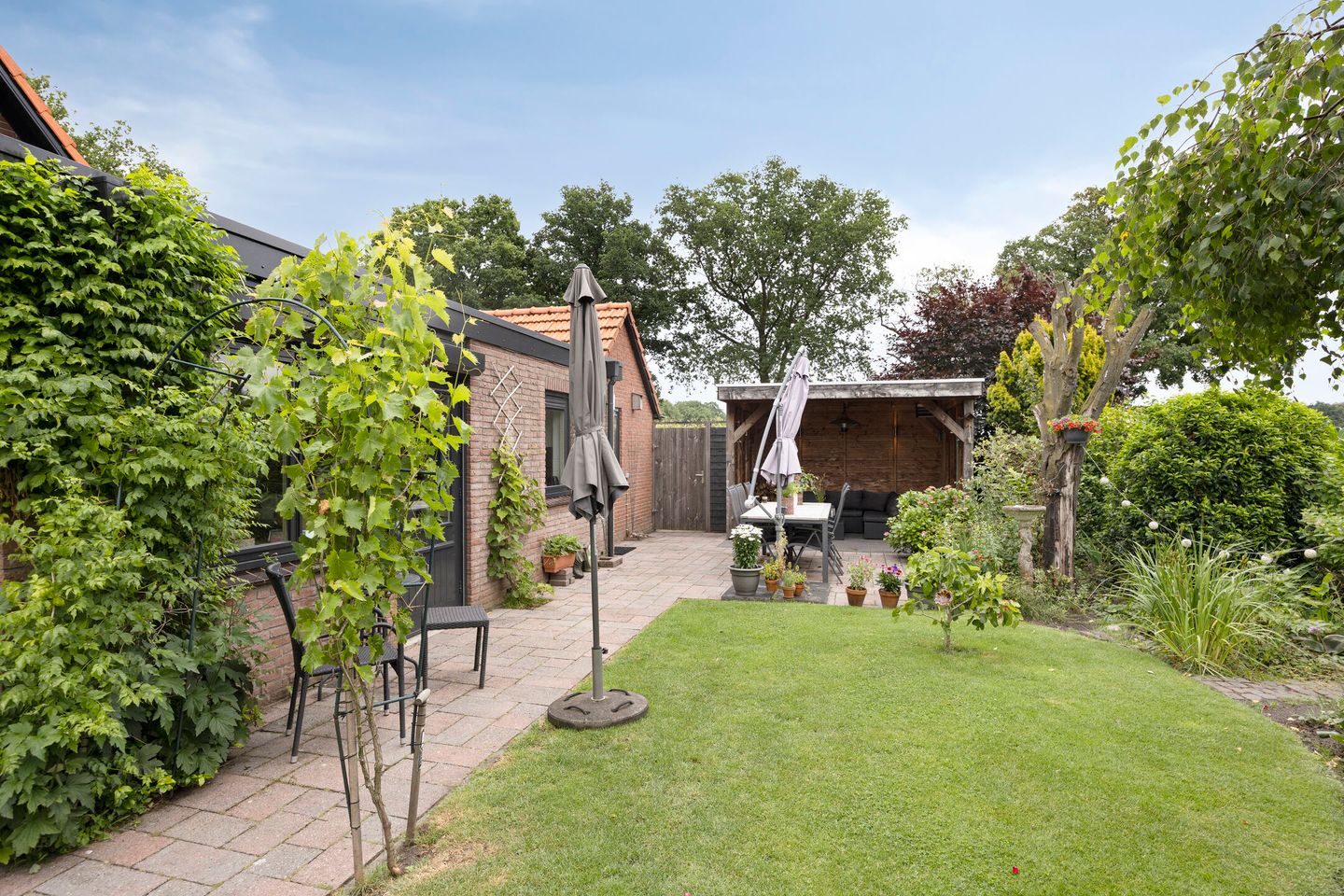 Photo 35 of Haarstraat 20