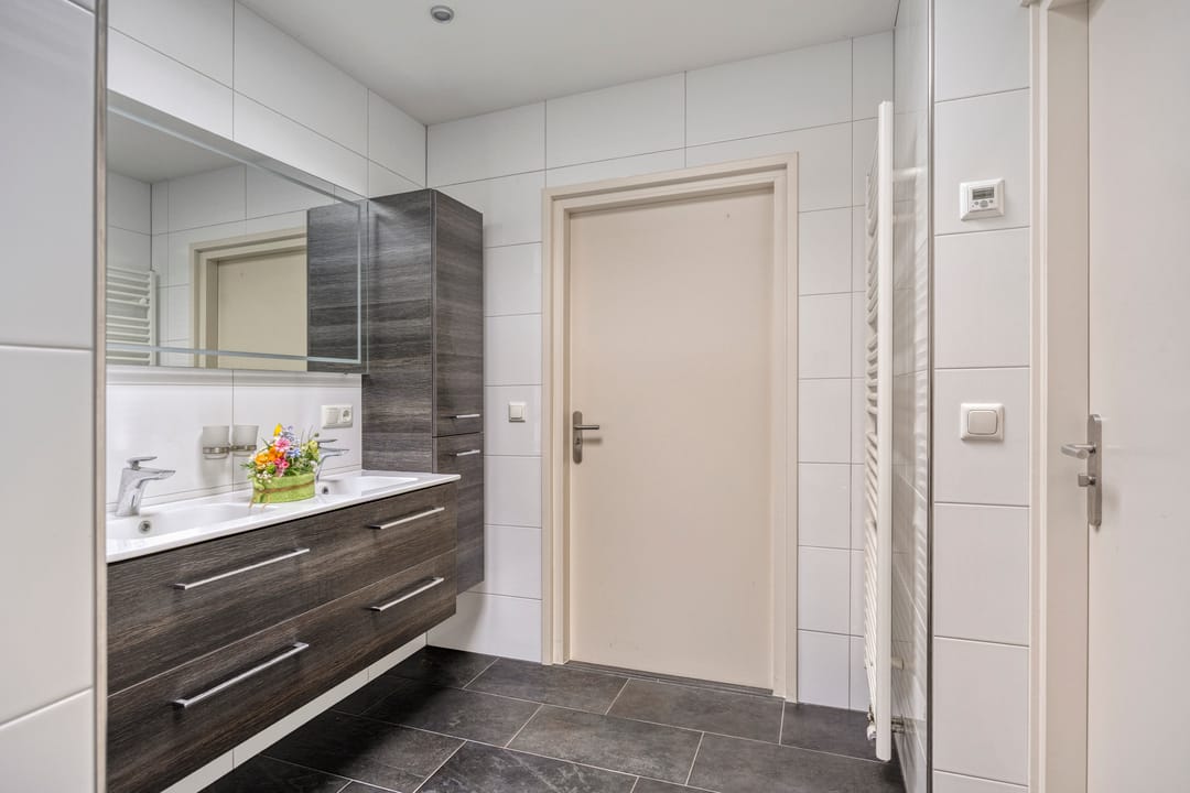 Photo 13 of Haarstraat 20