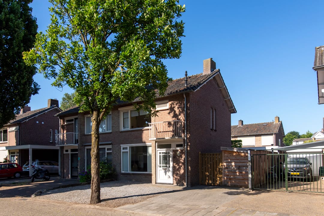 Foto 1 van Sint Lambertusstraat 11