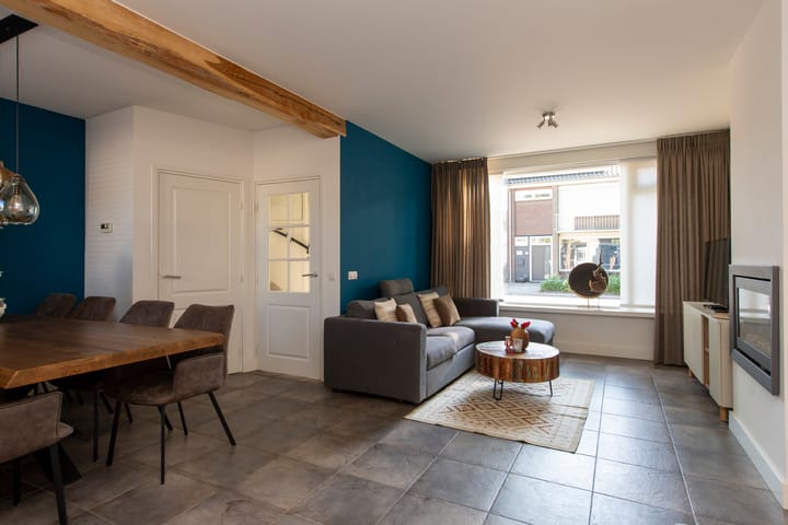 Foto 10 van Sint Lambertusstraat 11