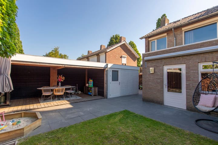 Foto 30 van Sint Lambertusstraat 11