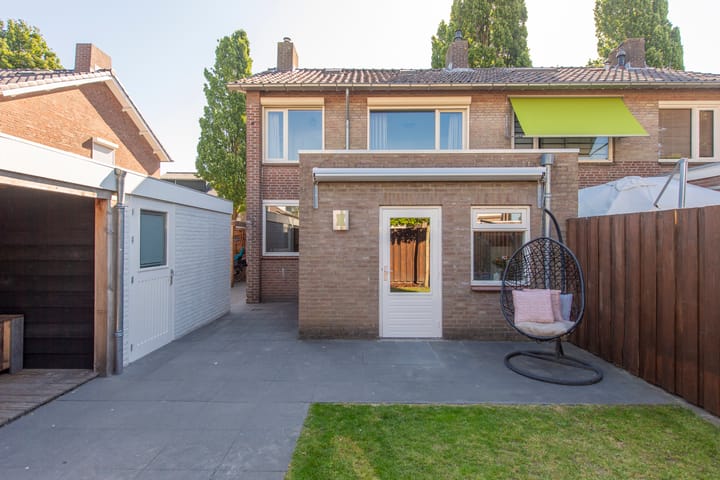 Foto 31 van Sint Lambertusstraat 11