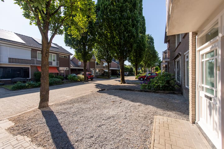 Foto 38 van Sint Lambertusstraat 11