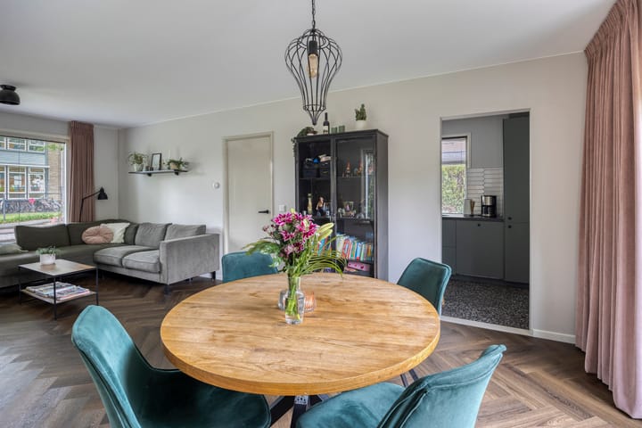 Foto 15 van Meester Drostweg 15