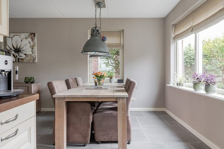 Foto 9 van Oeverwal 8