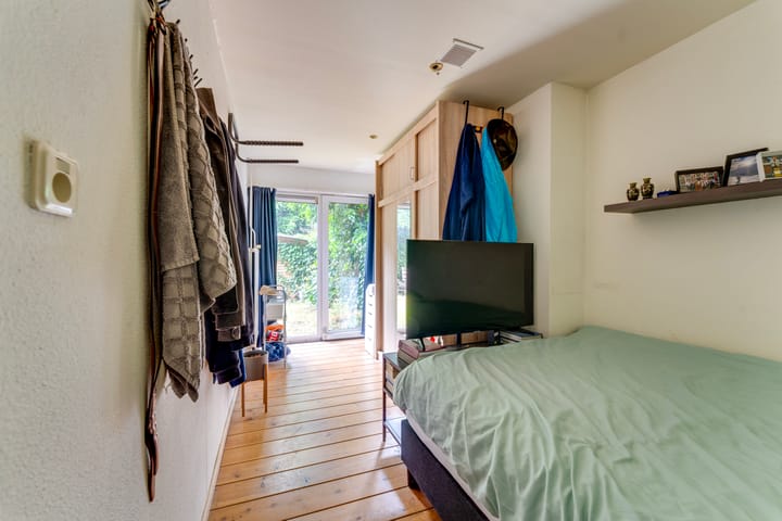 Foto 10 van Laan van Nieuw-Guinea 33