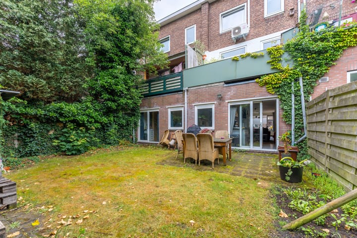 Foto 21 van Laan van Nieuw-Guinea 33