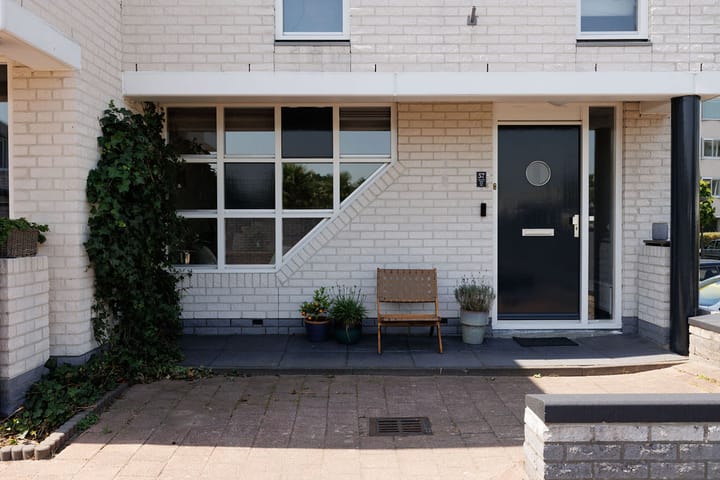 Photo 7 of Carry Pothuiskade 57