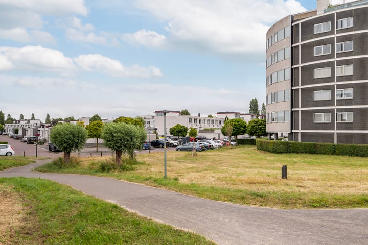 Photo 8 of Carry Pothuiskade 57