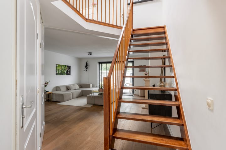 Photo 12 of Carry Pothuiskade 57