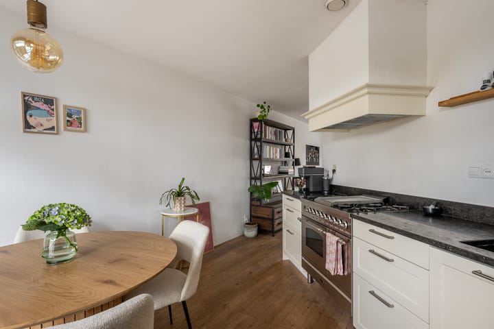 Photo 19 of Carry Pothuiskade 57