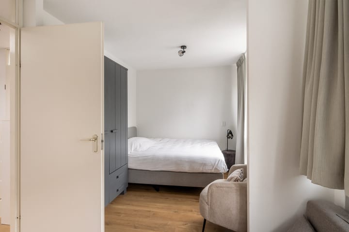 Photo 32 of Carry Pothuiskade 57