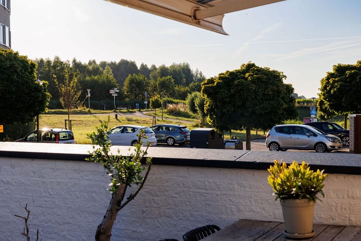 Photo 36 of Carry Pothuiskade 57