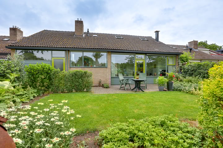 Foto 3 van Meidoornlaan 5