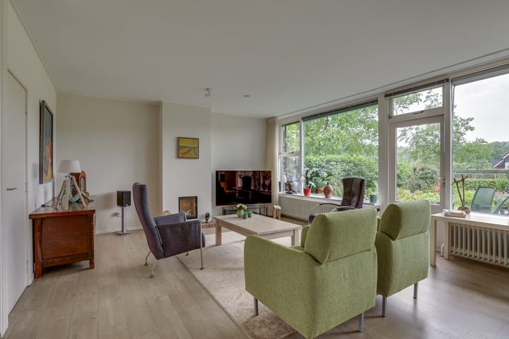 Foto 8 van Meidoornlaan 5