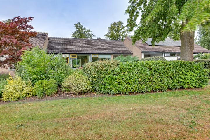 Foto 32 van Meidoornlaan 5