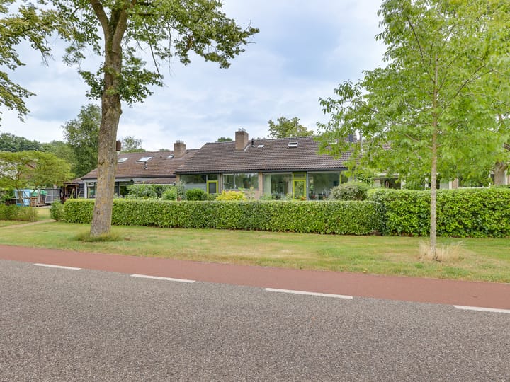 Foto 35 van Meidoornlaan 5