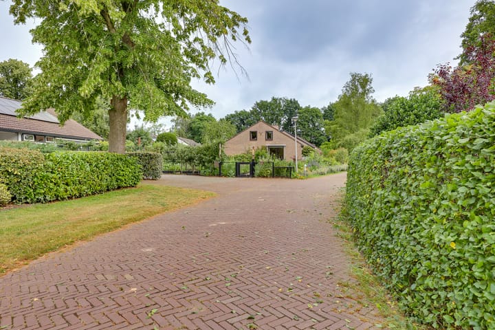 Foto 38 van Meidoornlaan 5