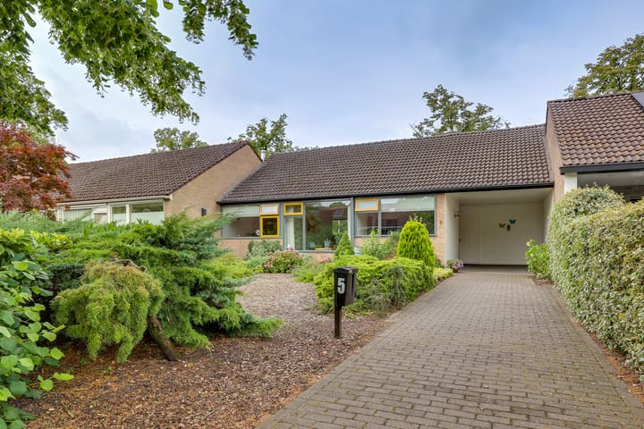 Foto 40 van Meidoornlaan 5