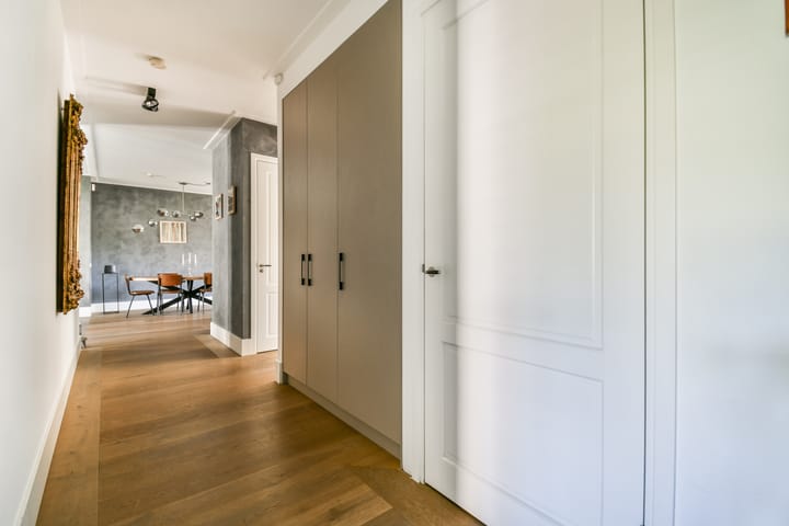 Photo 6 of Overweer 9