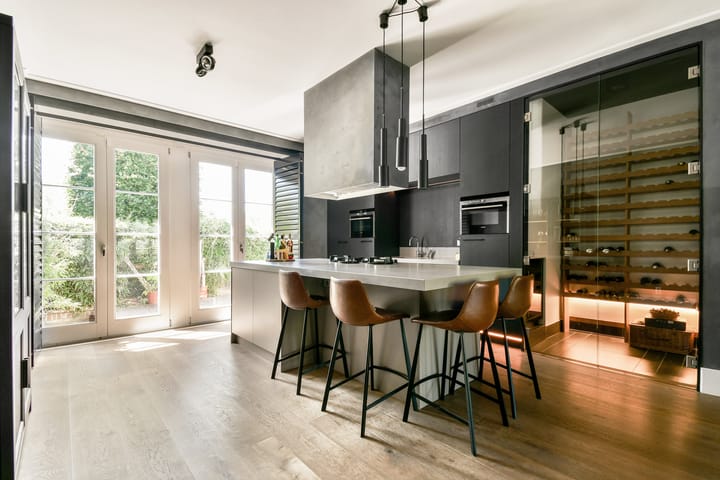 Photo 11 of Overweer 9