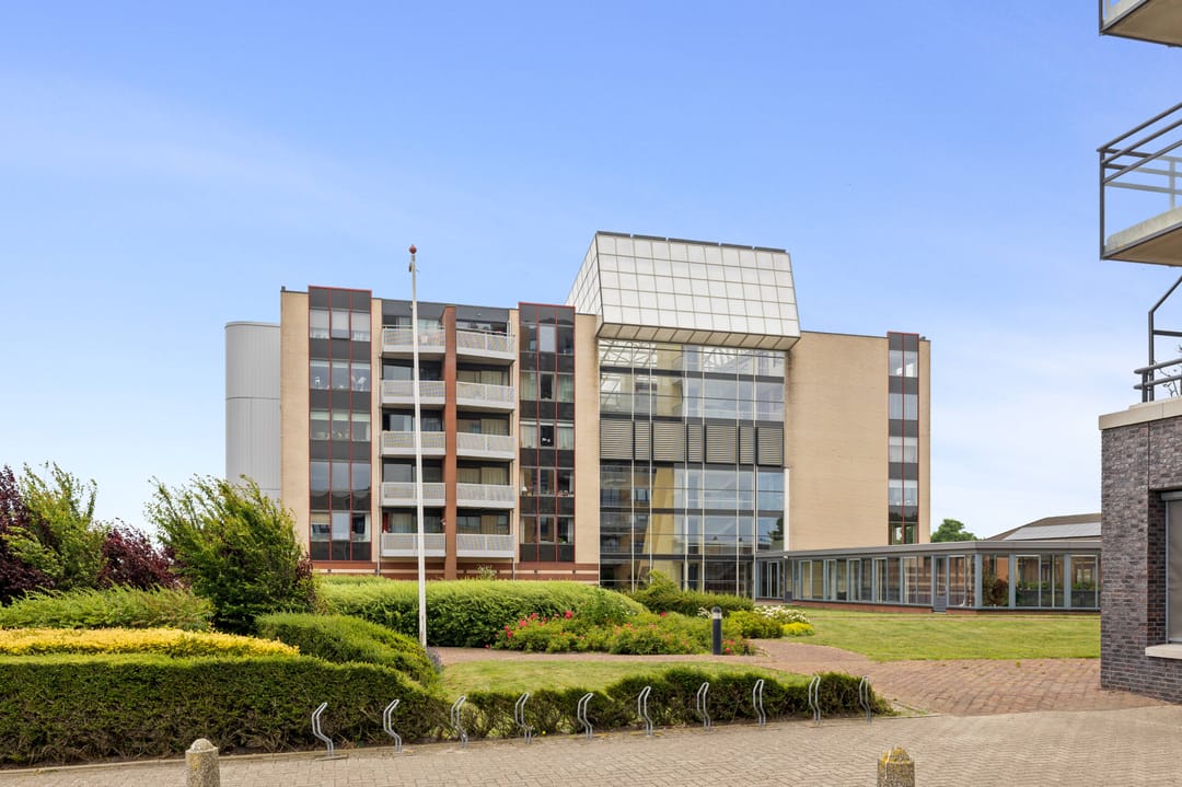 Foto 1 van Landbouwstraat 386