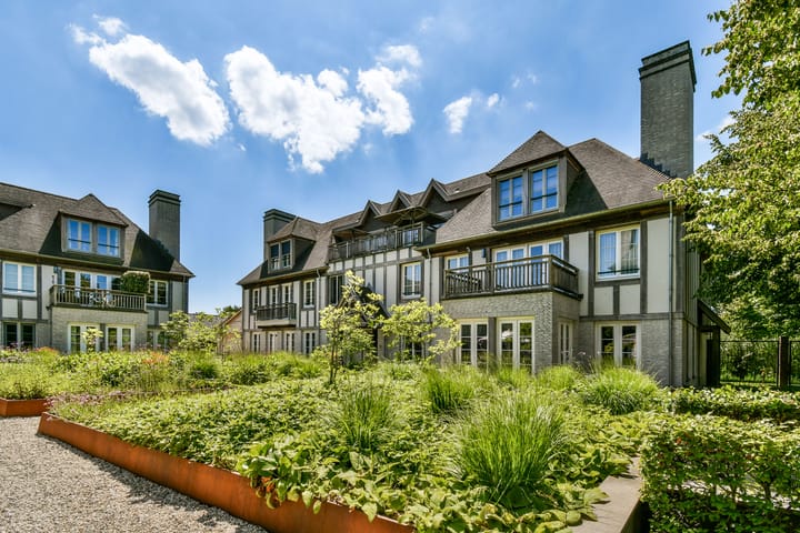 Photo 23 of Overweer 9