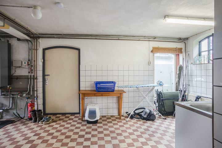 Photo 21 of Broekstraat 3