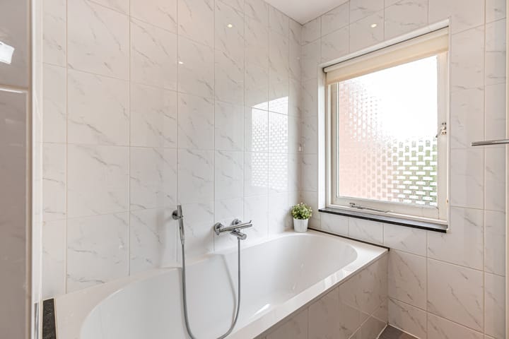 Foto 42 van Frederik Hendriklaan 2-A