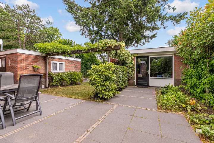 Foto 57 van Frederik Hendriklaan 2-A