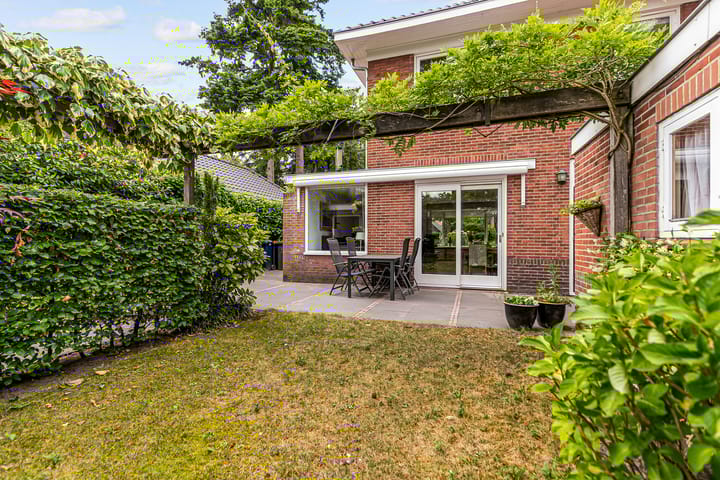 Foto 61 van Frederik Hendriklaan 2-A