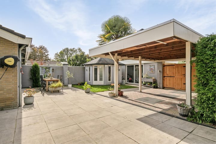 Foto 51 van de Leemput 13