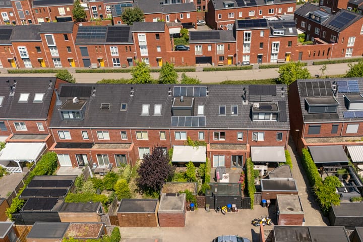 Foto 34 van Aldo van Eyckplantsoen 47