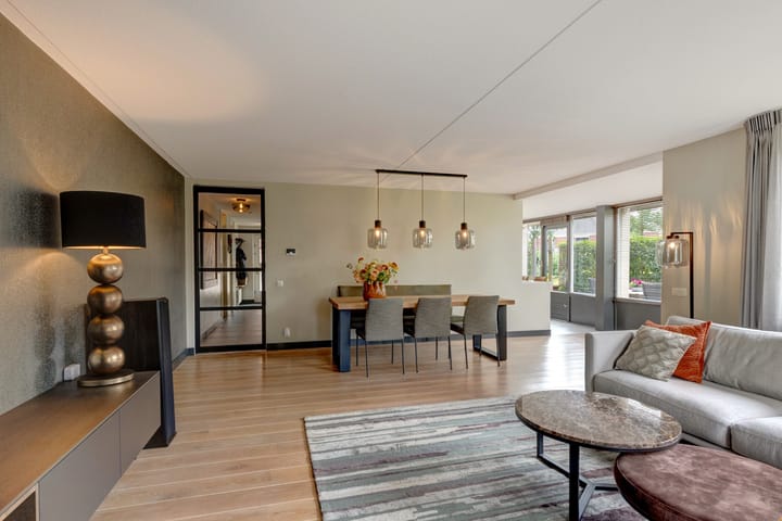 Foto 9 van Woudhuizerallee 197